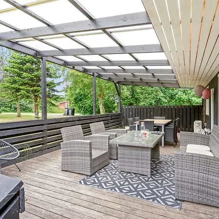 Elmira - 555m From The Sea By Interhome *