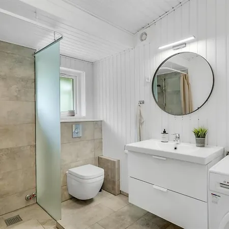 Elmira - 555m From The Sea By Interhome *
